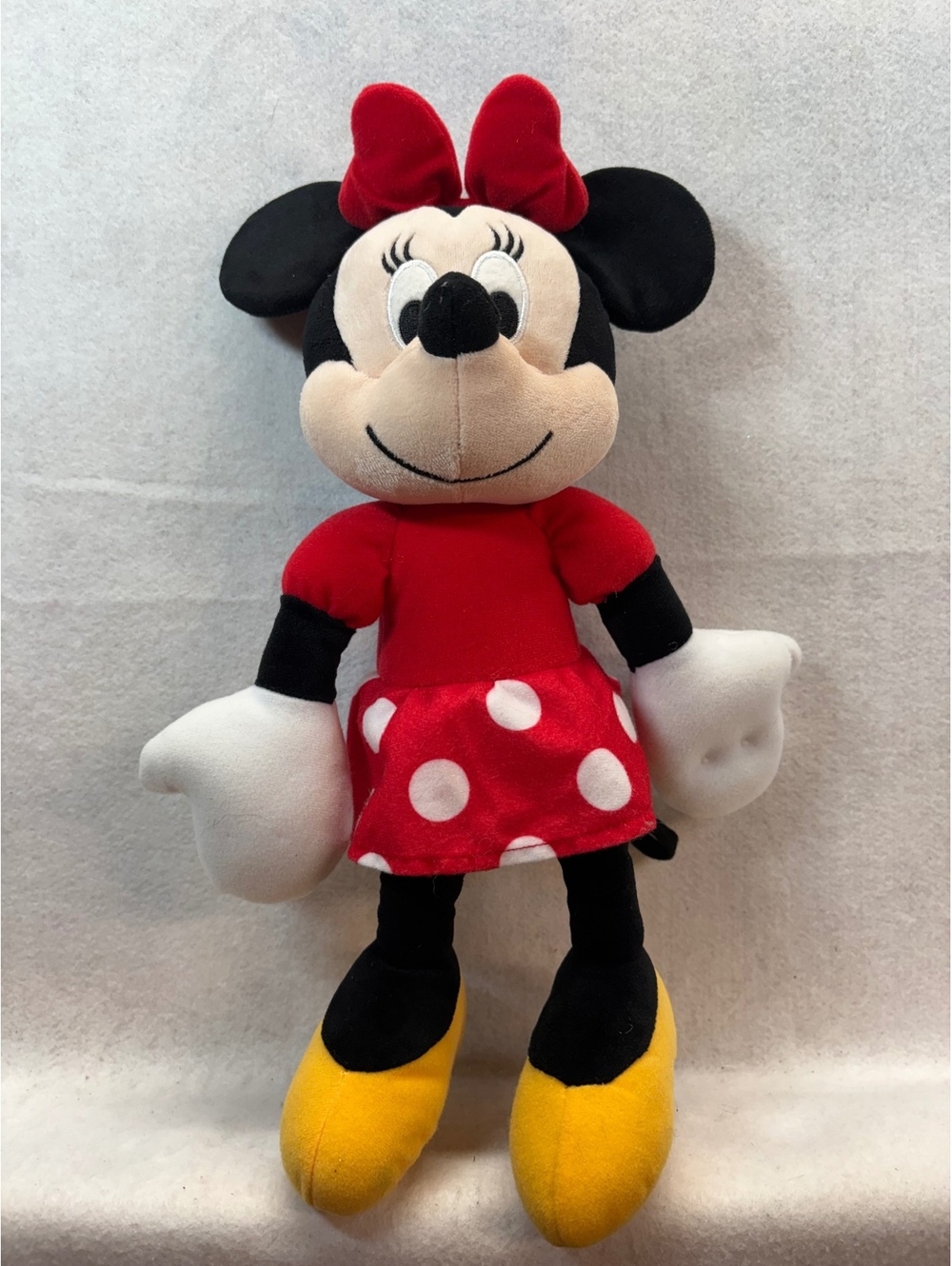 Disney Minnie Mouse Plush Doll Kohl’s Cares Red Polka Dot Dress 15” Stuffed Toy